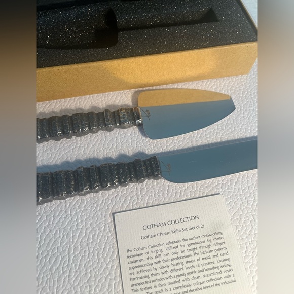 Michael Aram Black Cheese Knife Set - the Gotham collection - Picture 7 of 7